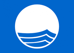 Una ola de azul para Orihuela Costa